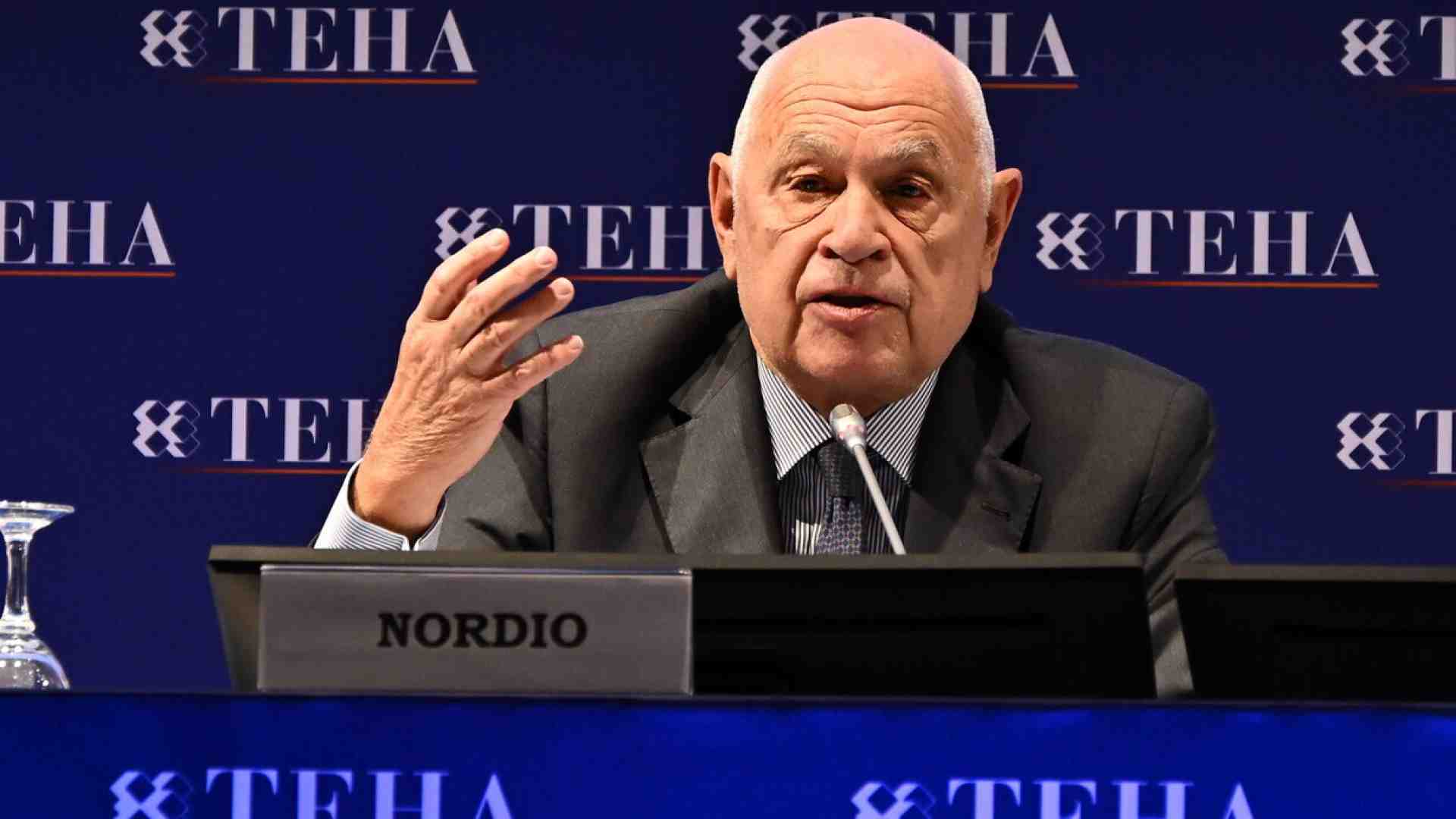 Nordio blinda Bartolozzi: "E' intoccabile". E ai magistrati consiglia di leggere un libro sul Tribunale rivoluzionario