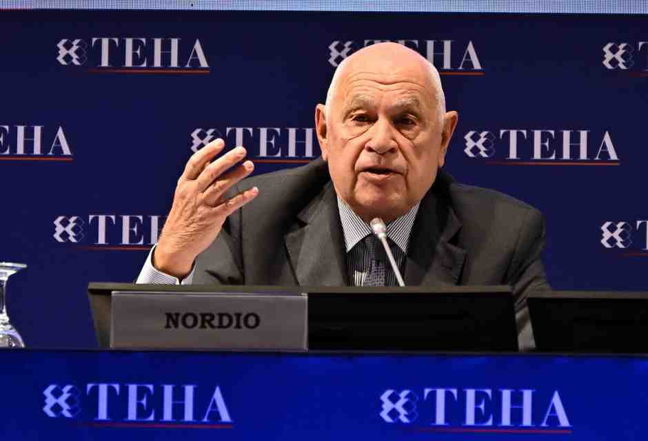 Nordio blinda Bartolozzi: "E' intoccabile". E ai magistrati consiglia di leggere un libro sul Tribunale rivoluzionario