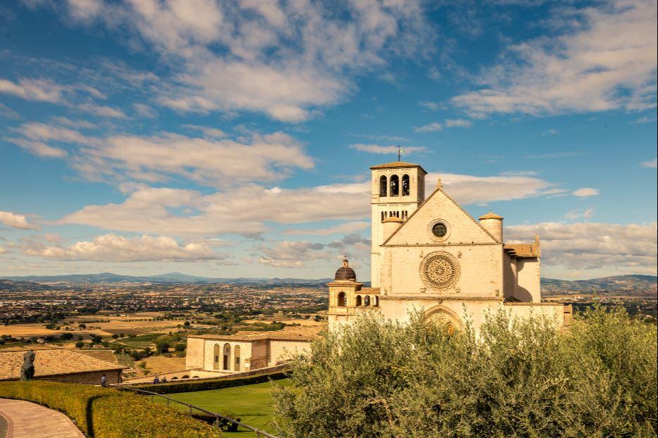 La Basilica di San Francesco ad Assisi - Icp Online