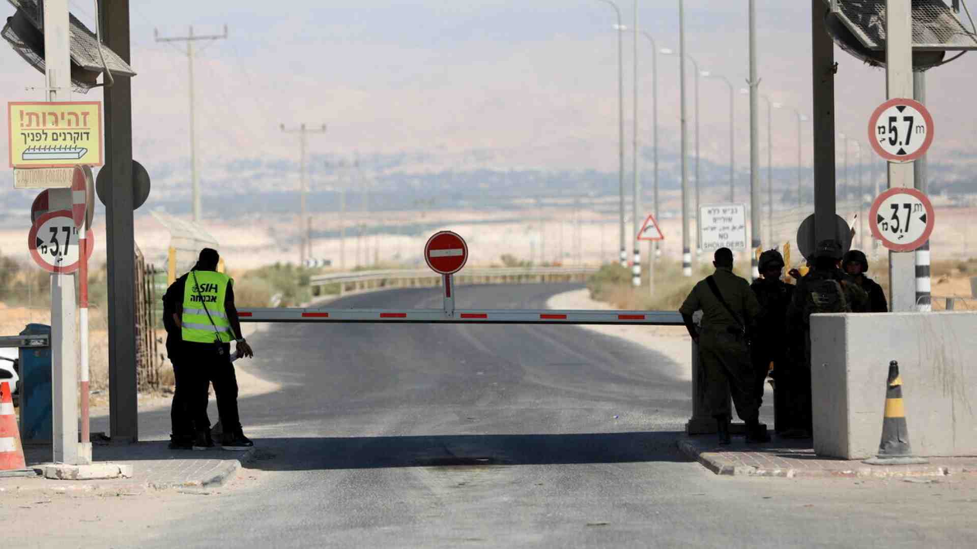 L’attacco sul ponte della pace: uccisi due soldati israeliani