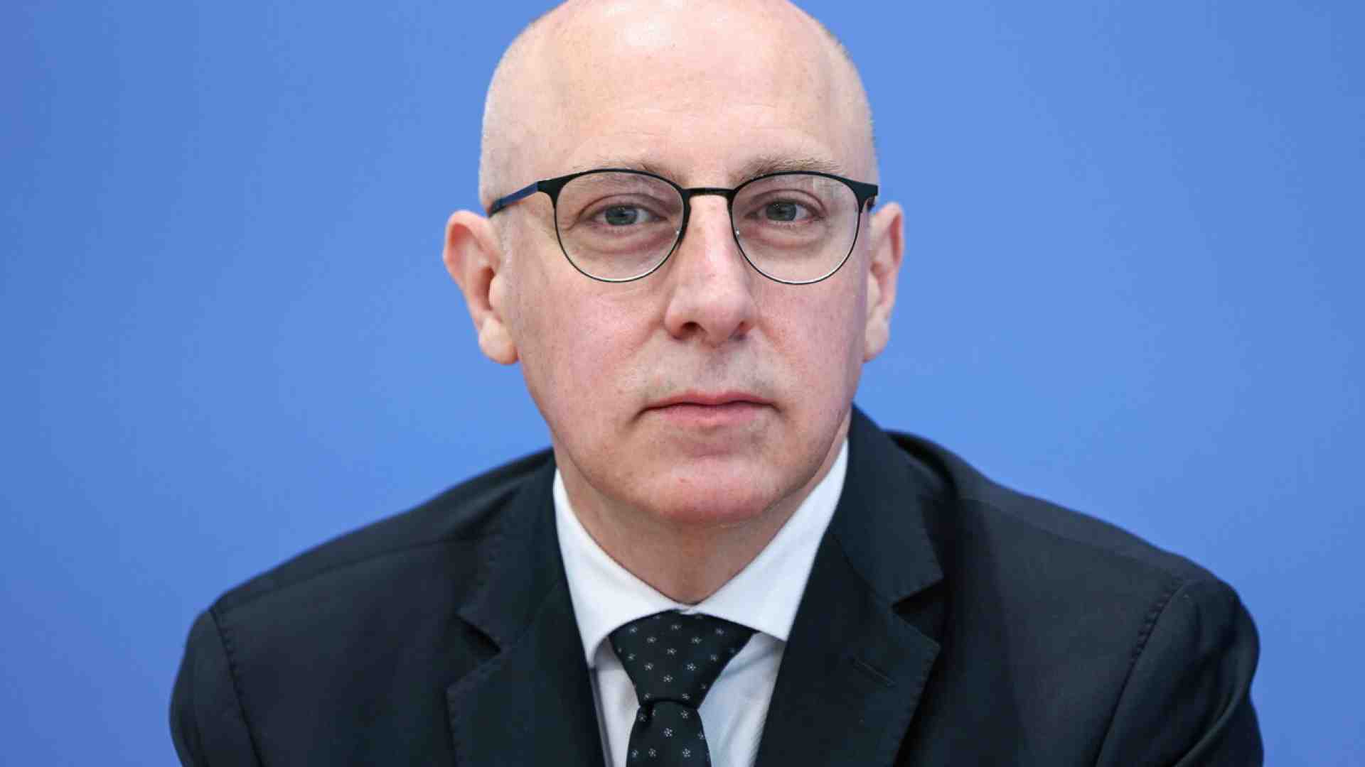 L’intelligence interna tedesca ha un nuovo capo, di origine turca