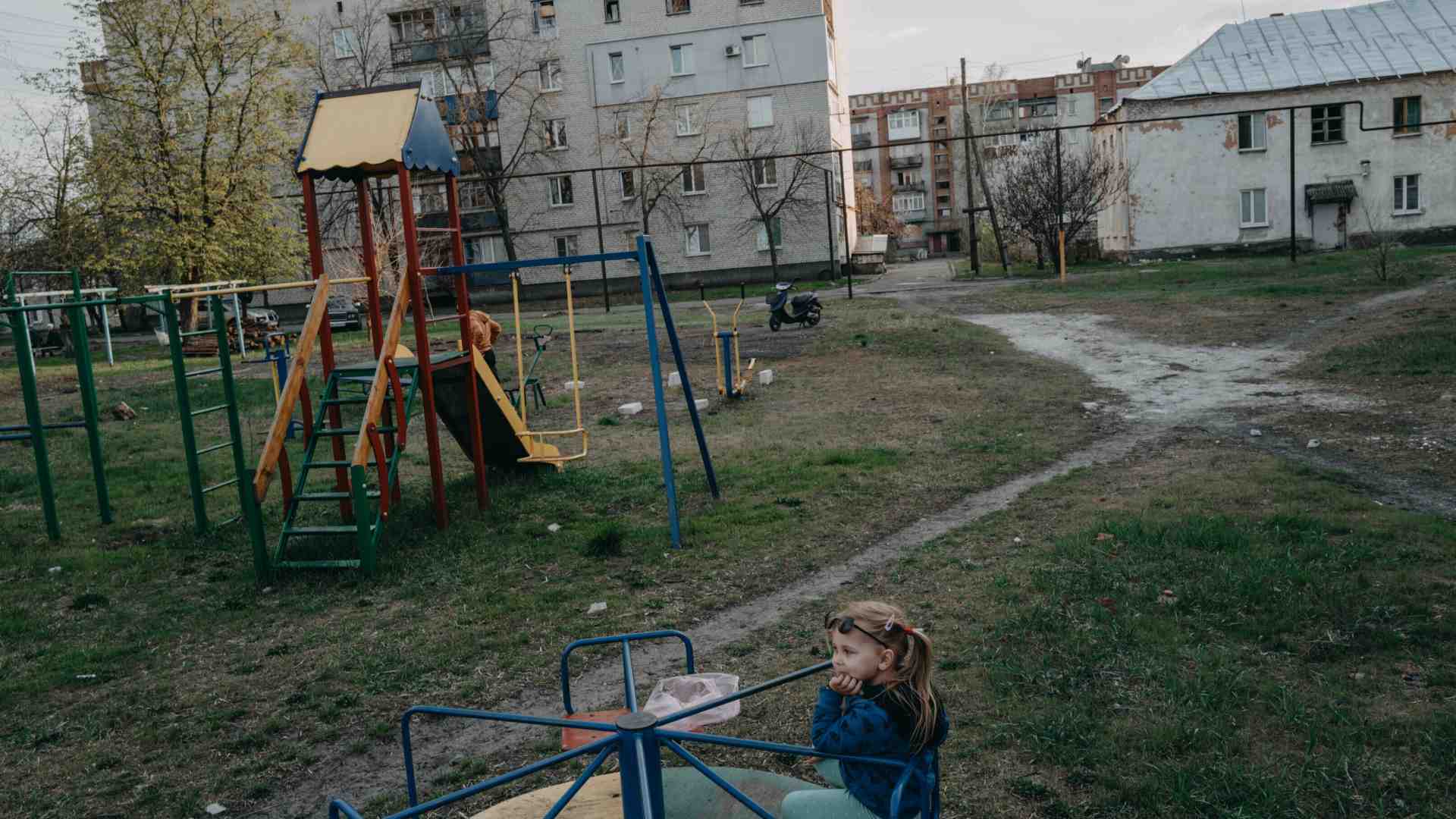 Mappare i crimini di guerra di Putin diventa più difficile (anche per colpa di Trump)