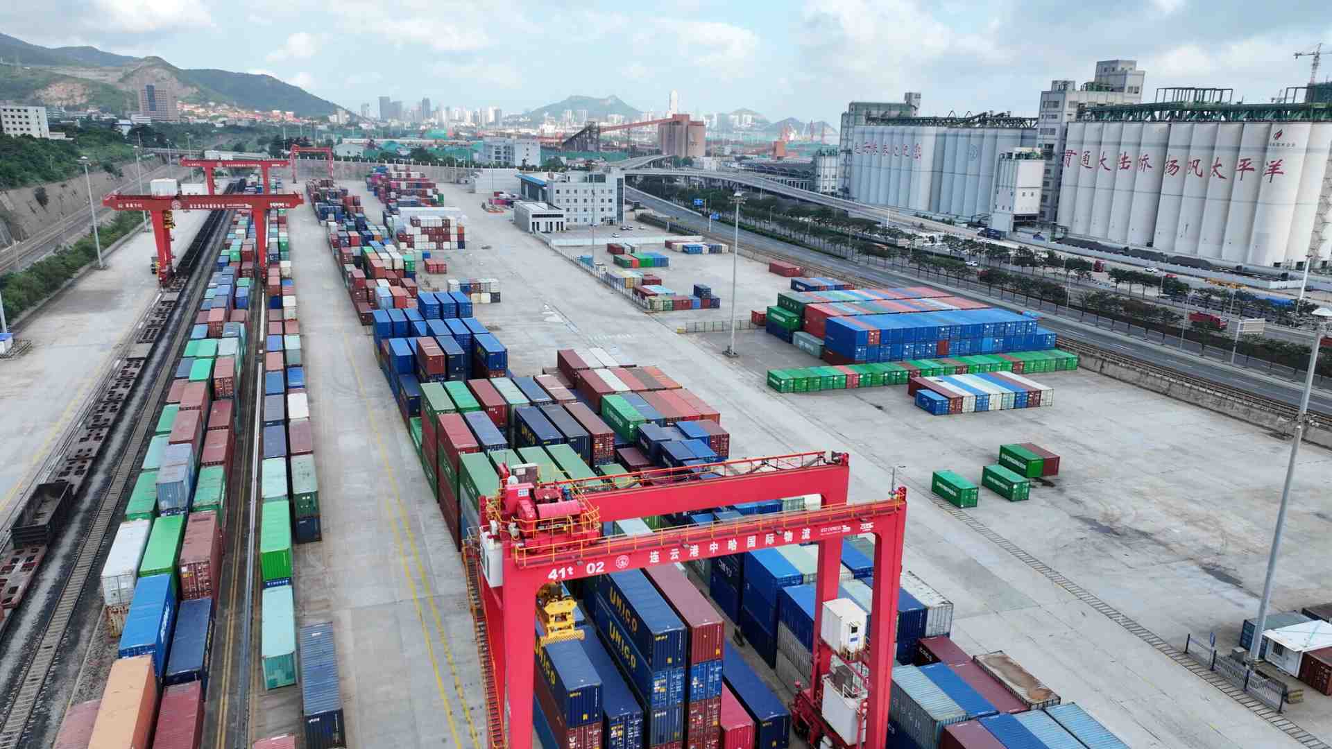 Sanzioni e punizioni contro la Russia e i suoi amici