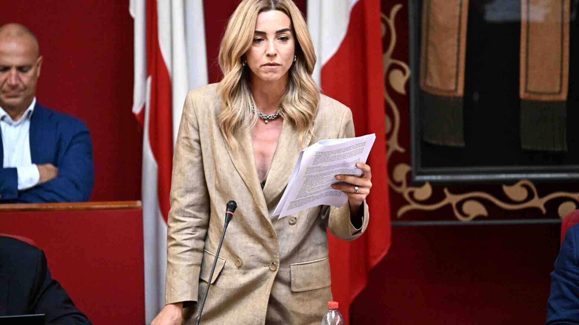 Una sindaca in copertina, tra sport e politica. Chi è Silvia Salis