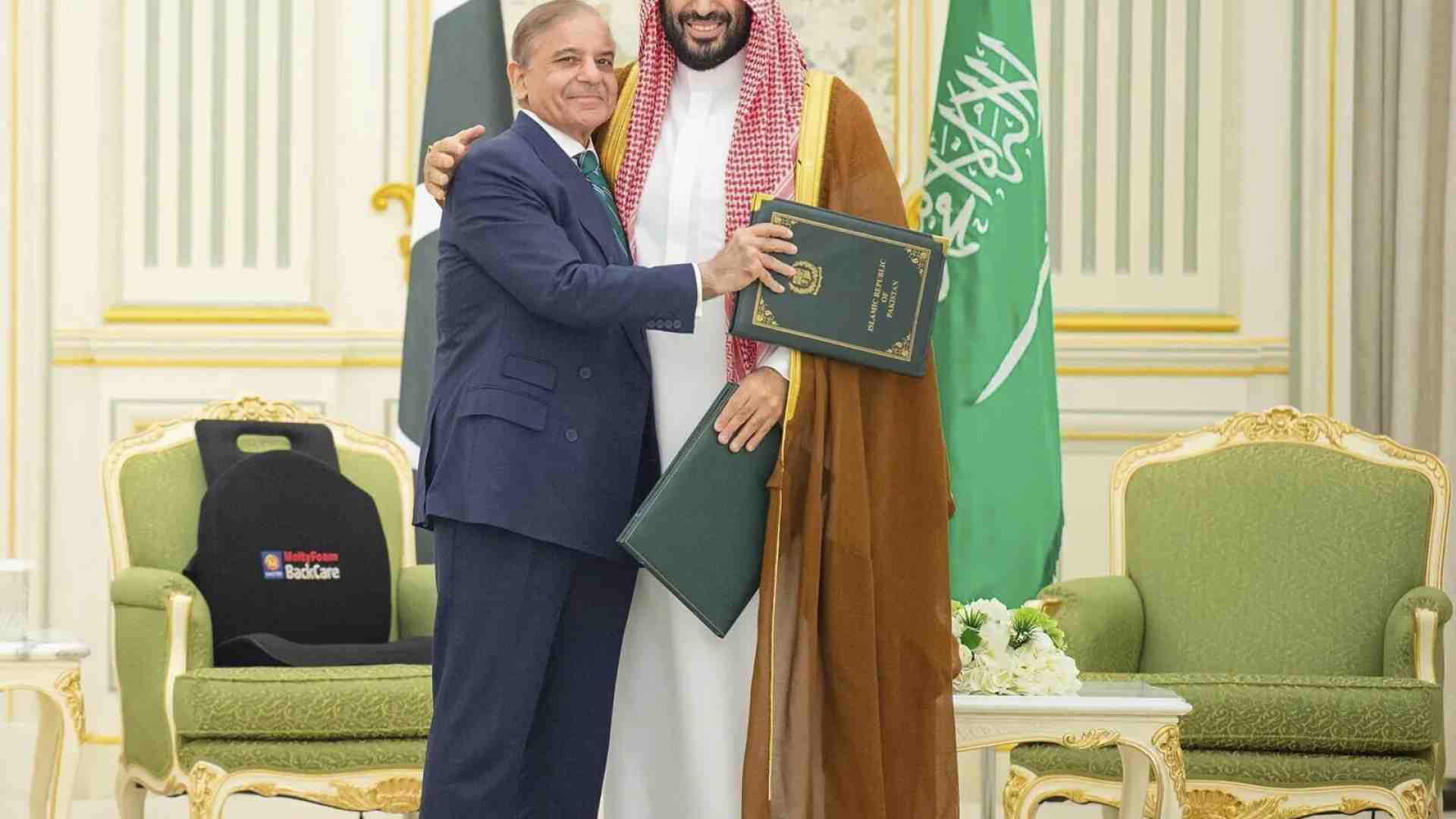 L’Arabia saudita abbraccia il Pakistan
