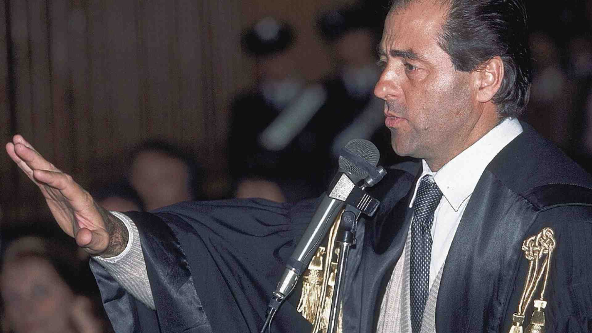 Il mito dei magistrati monaci