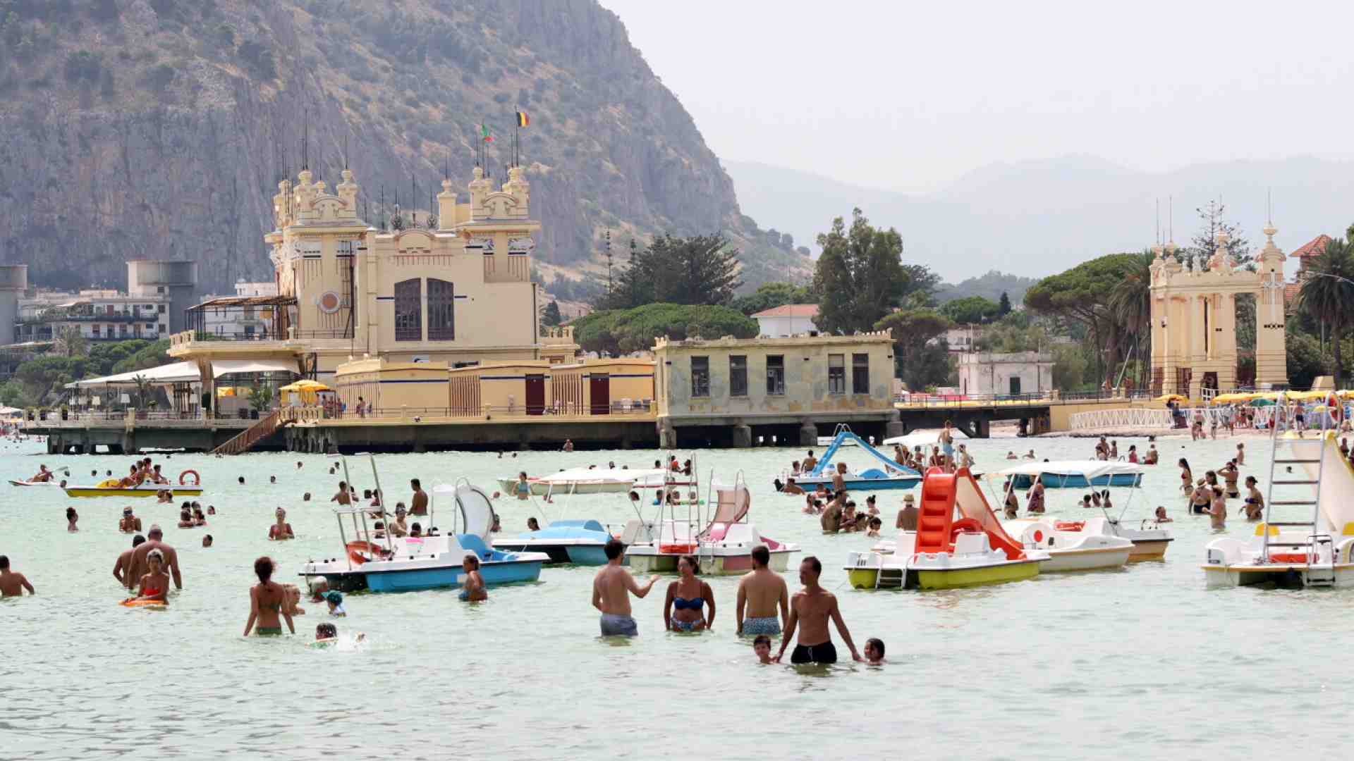 Il turismo italiano un flop? Macché. Dati utili per i nemici di Meloni & Co