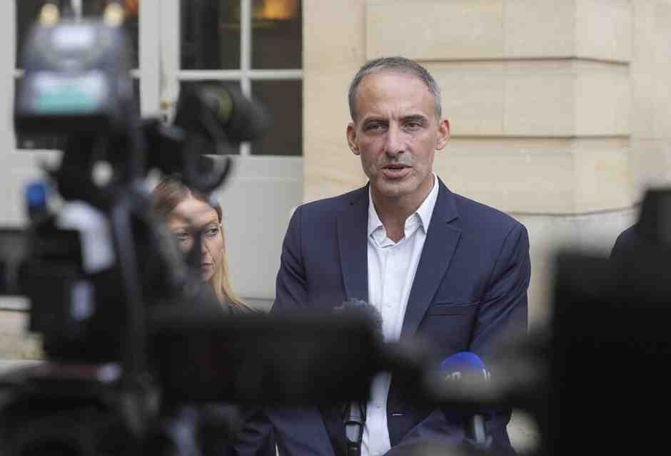 La denuncia di Glucksmann in Francia