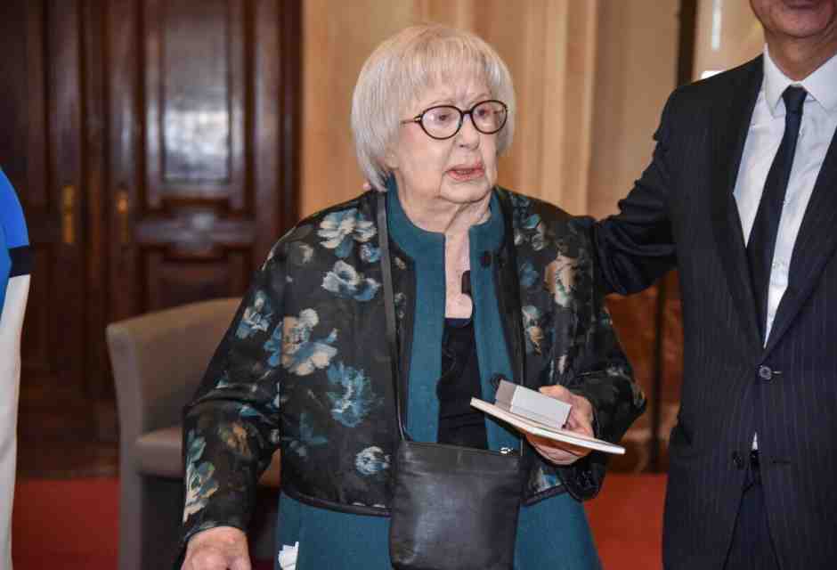 Il coraggio di Aspesi, antidoto al pensiero unico