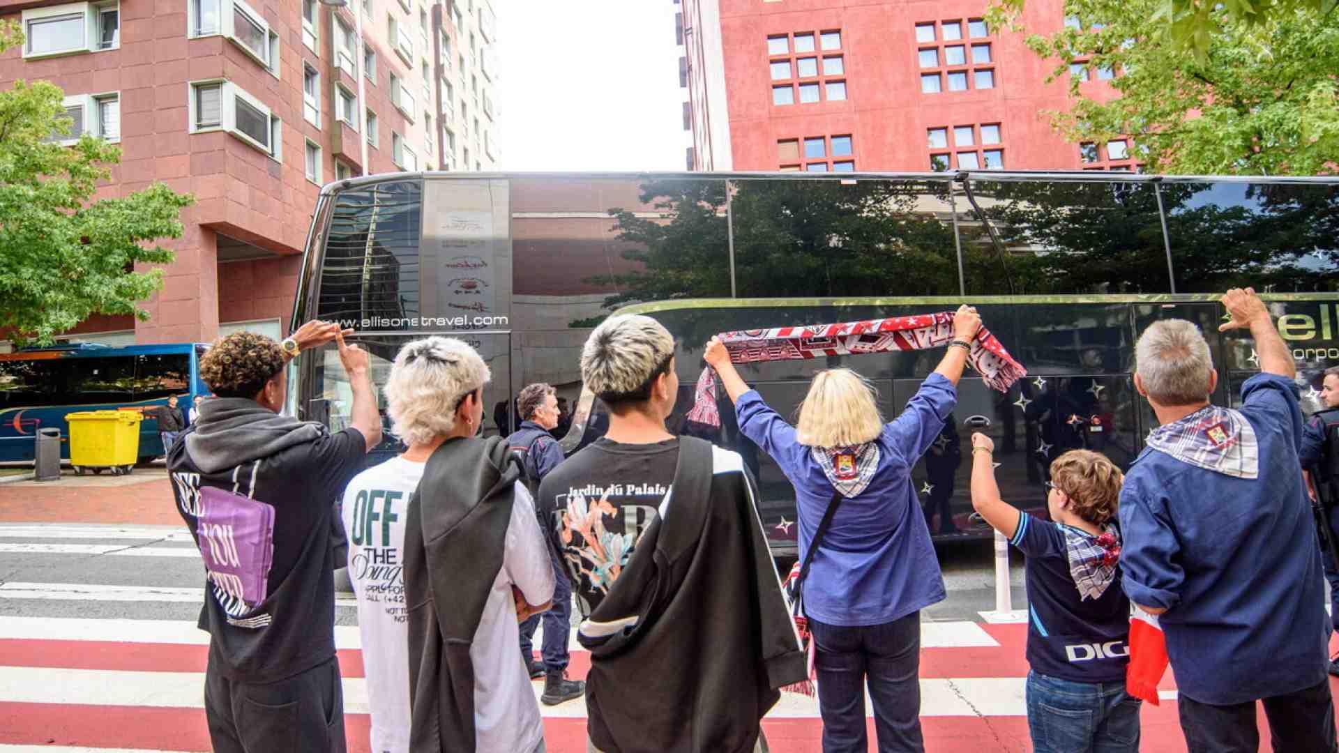 Vuoi il posto di lavoro? Dimmi per chi tifi