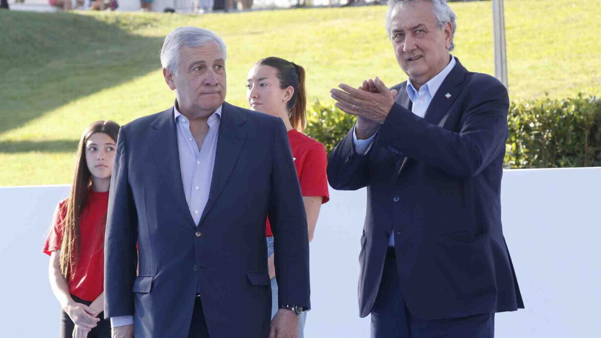 La Commissione Difesa è un caso per Forza Italia: ora i deputati azzurri sono sei e nessuno vuole andarsene