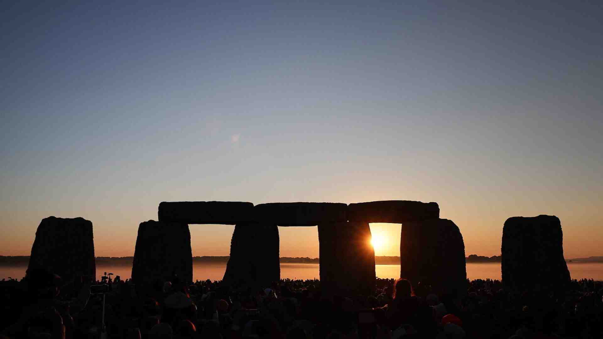 Tra le pietre di Stonehenge, immersi in uno dei più grandi misteri del mondo