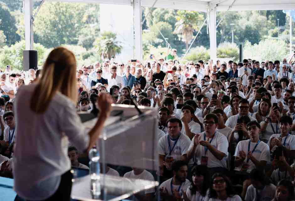 Giudizi estetici sui ragazzi di Gioventù Nazionale