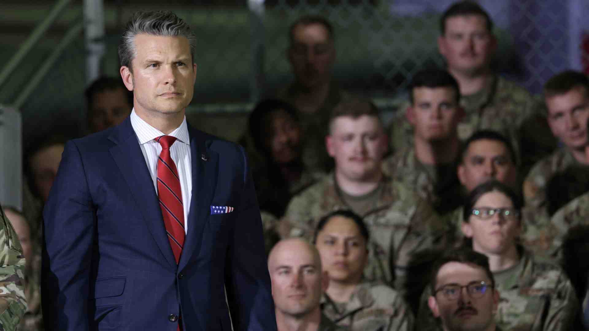 Hegseth convoca una riunione urgente con i vertici militari americani
