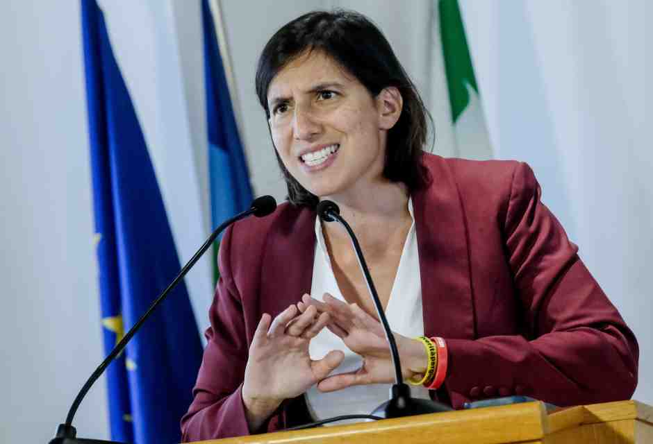 Elly Schlein si prende l'Anci (per frenare Silvia Salis). Patto con Manfredi e Gualtieri