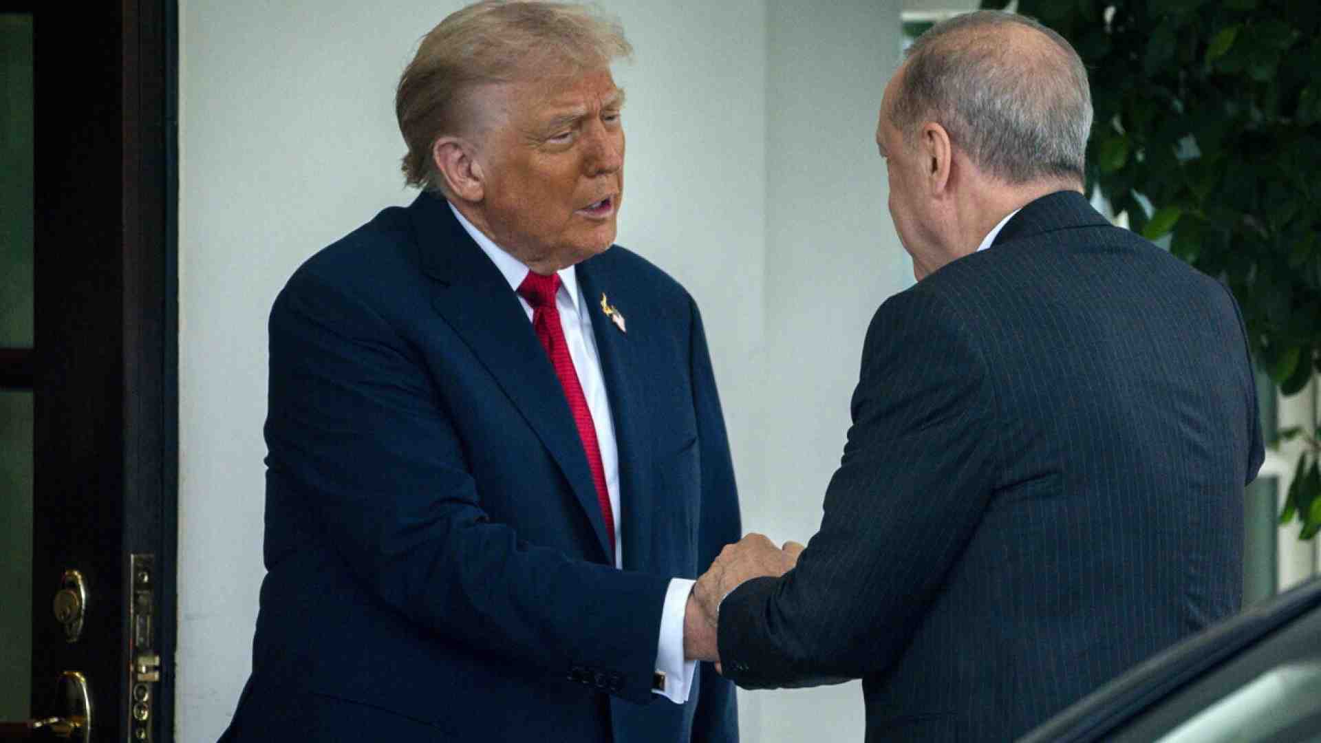 Trump ed Erdogan smussano tutte le differenze, e fanno affari