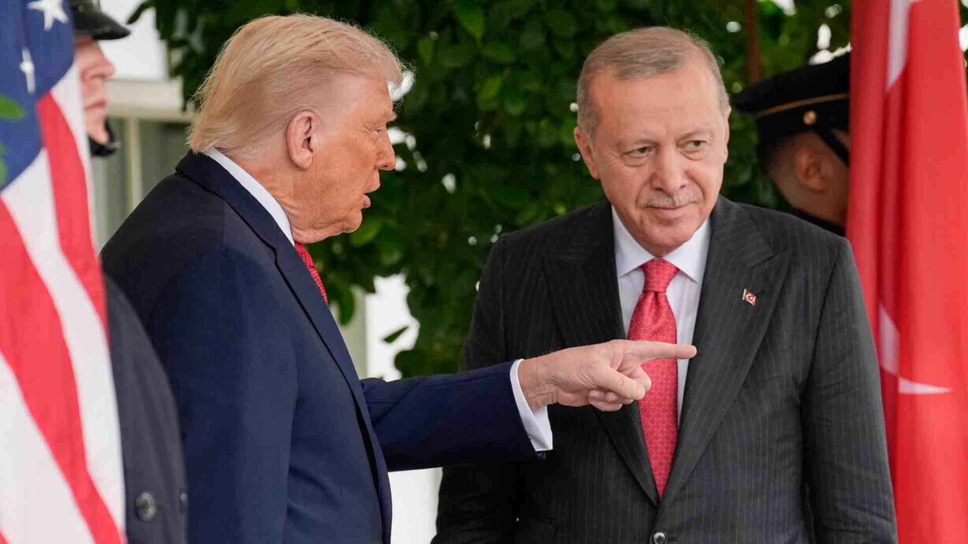 Trump valorizza Erdogan e il suo ruolo nella Nato, ma sottovaluta le dipendenze di Ankara