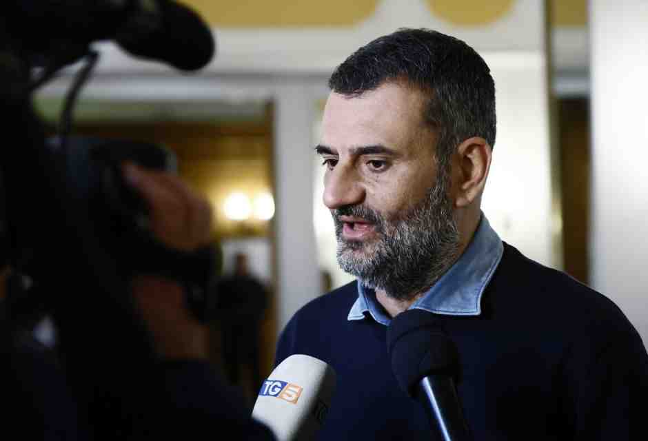 La campagna di Decaro è un breviario vincente per una sinistra post-ideologica. Appunti per Schlein e Meloni