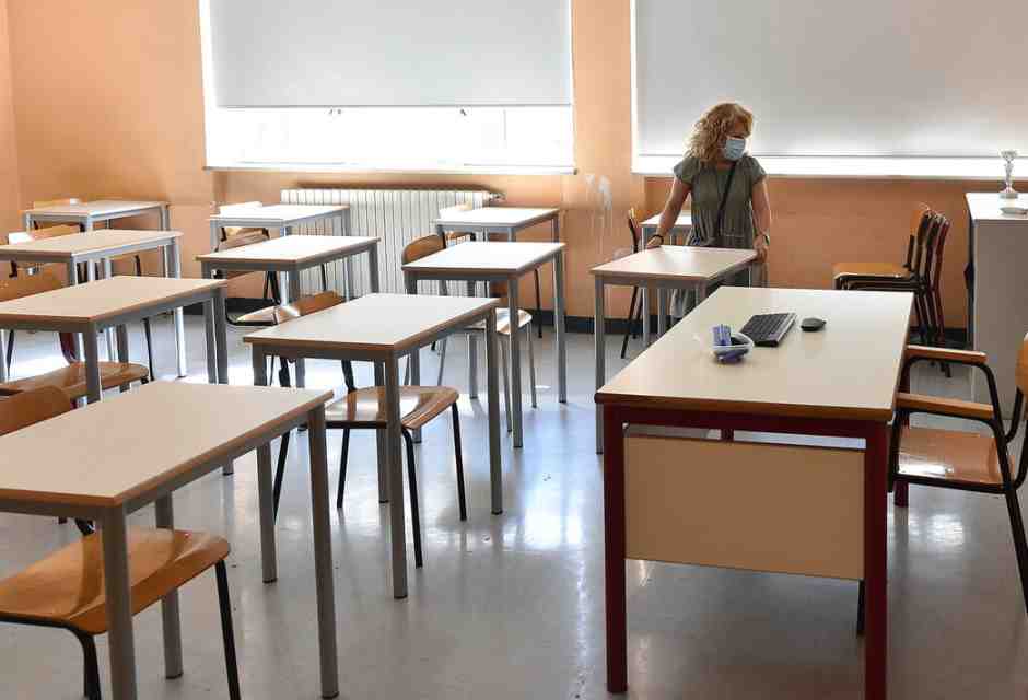 Il regalo ai prof? La pensione anticipata in saldo. Il conto allo stato