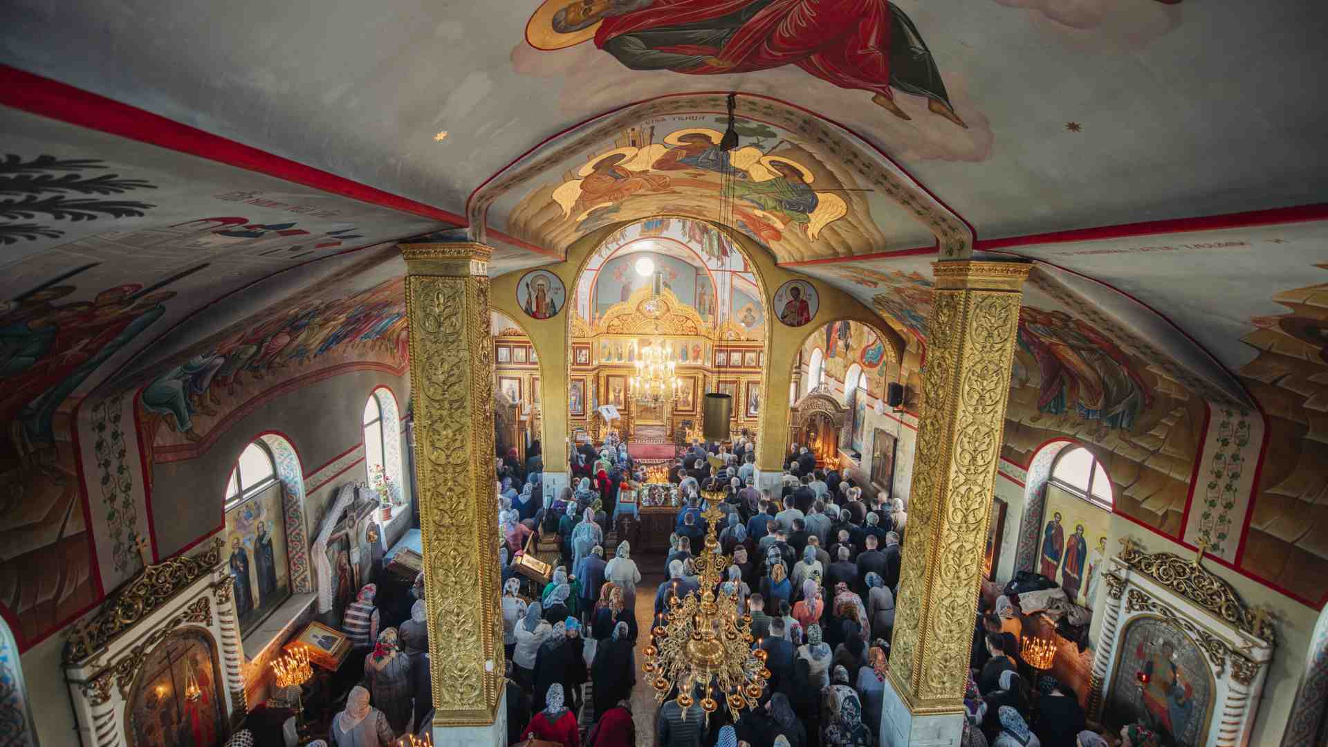 Così il Cremlino ha reclutato i sacerdoti moldavi per interferire nelle elezioni