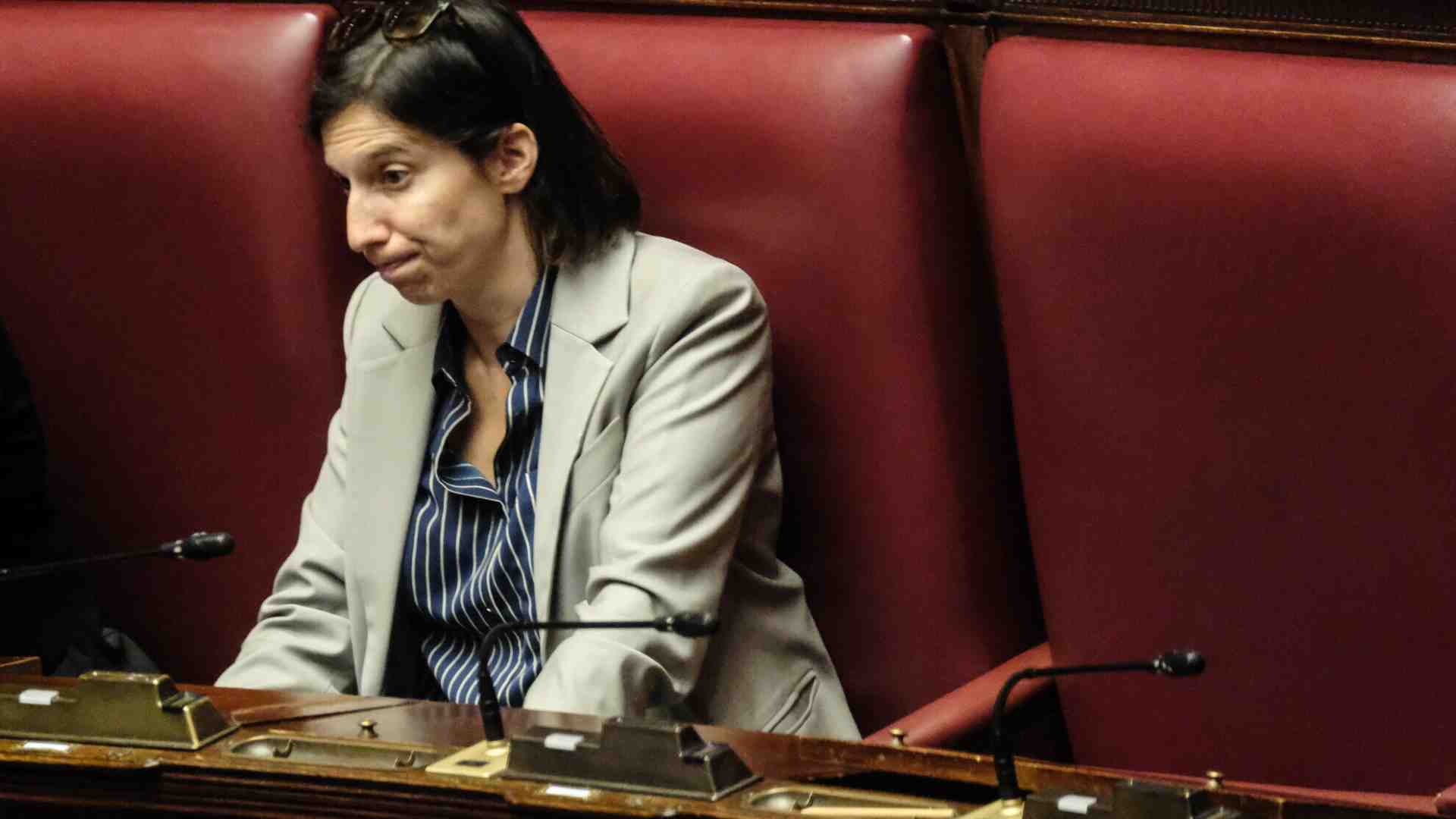 Schlein senza Marche. Vince Acquaroli (e Meloni). Crollo M5s. Nessun "Effetto Gaza". Picierno: "Non siamo pronti"