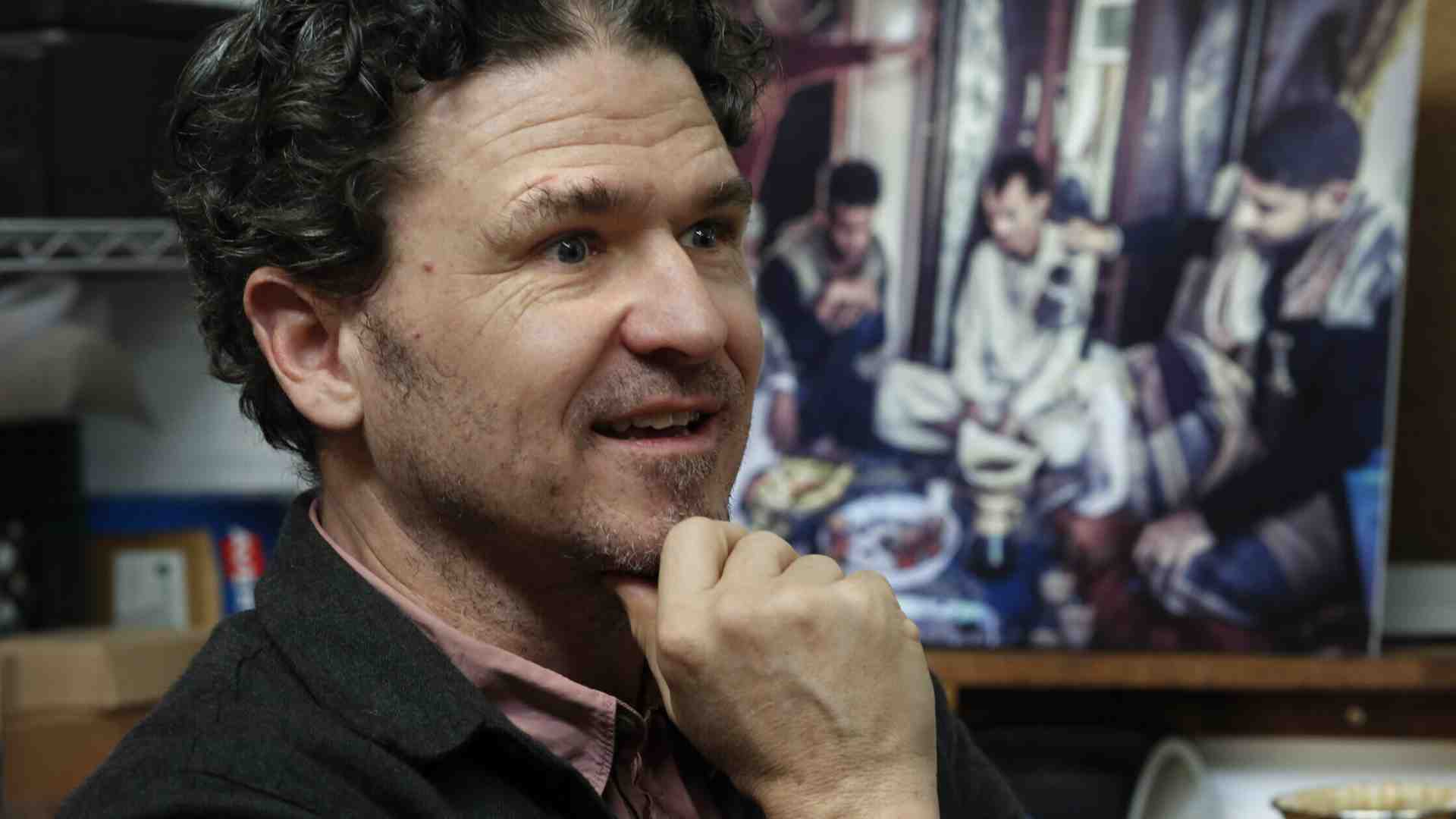 I libri e le riviste di un formidabile idealista. Parla Dave Eggers