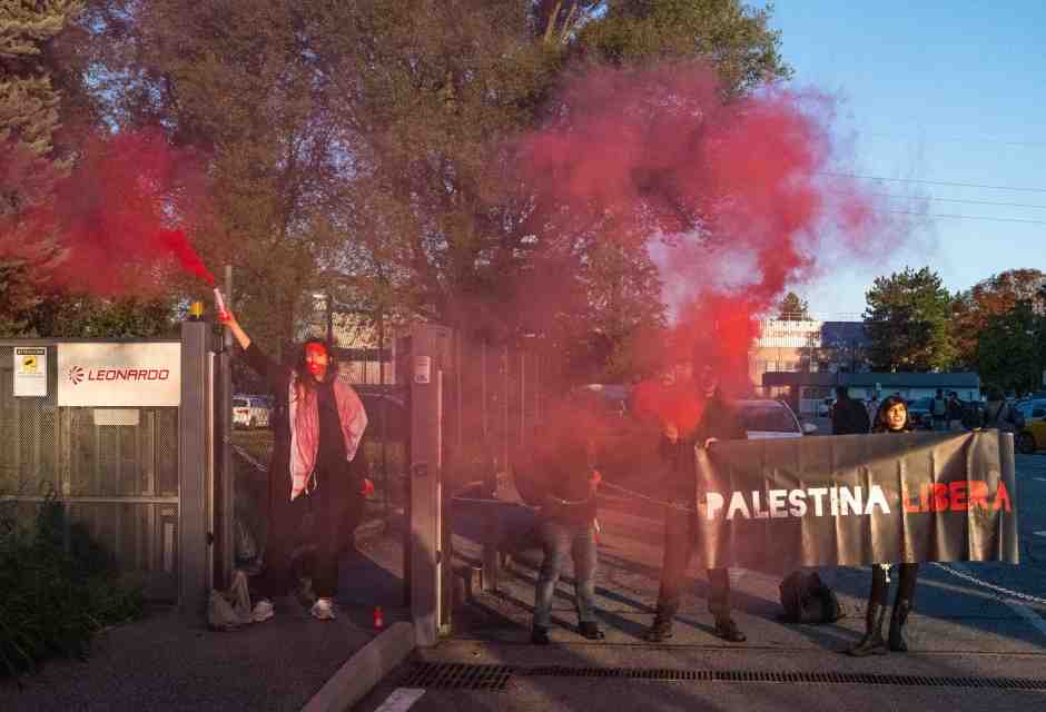 Leonardo contesta dai pro Pal ed esclusa dal Festival della Scienza di Genova. Crosetto: “Una follia”