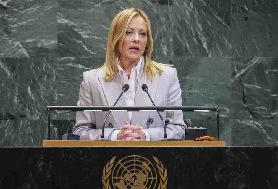 Meloni: "La Flotilla si fermi. Il piano Trump è una speranza"