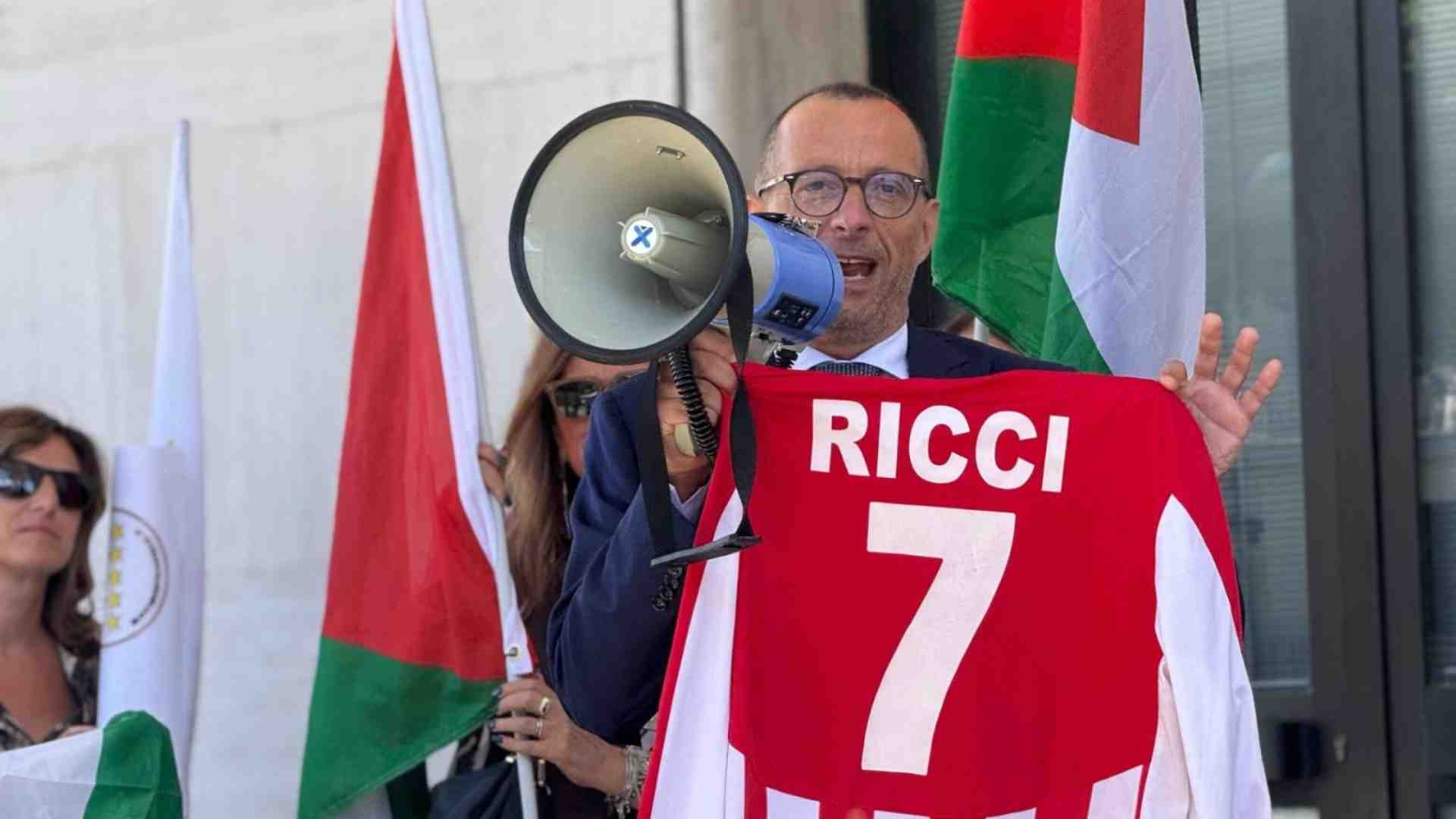 La contraffazione del "think globally, act locally"