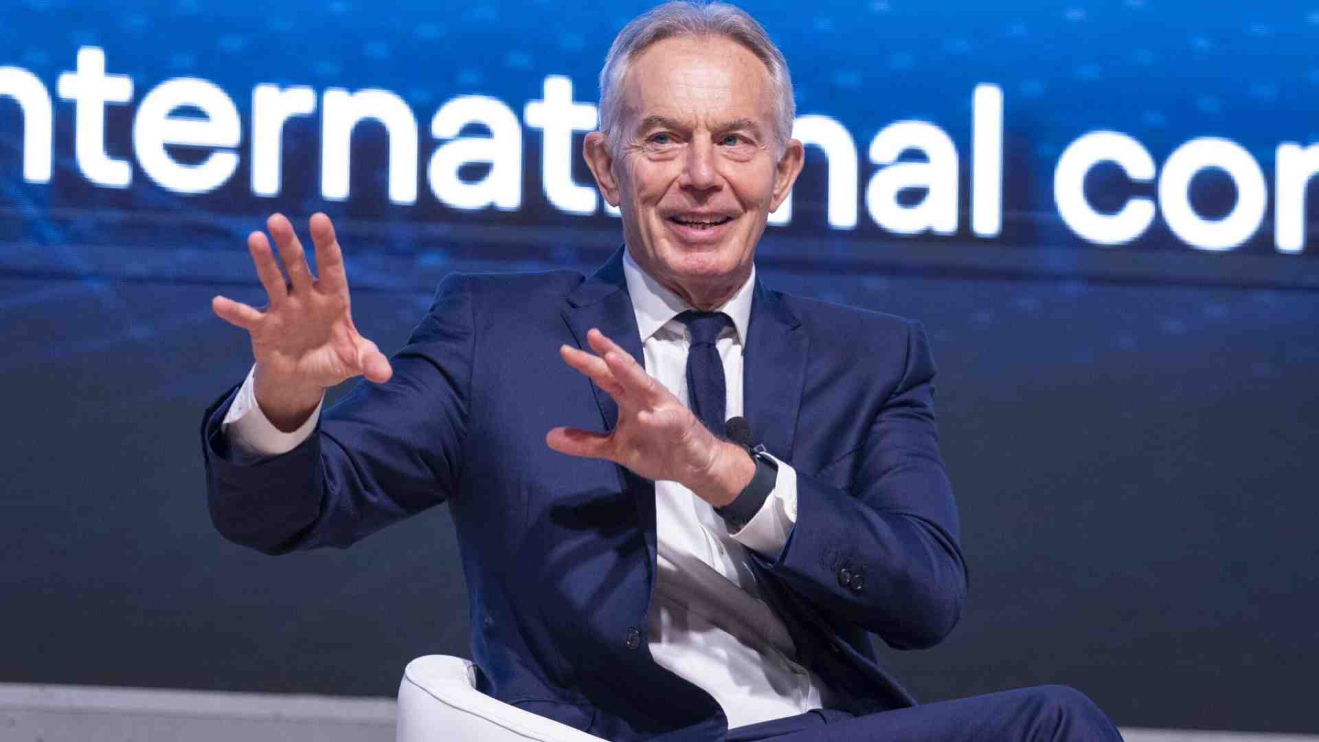 Mettere insieme l’inconciliabile. L’ambizione di Tony Blair a Gaza e i suoi detrattori