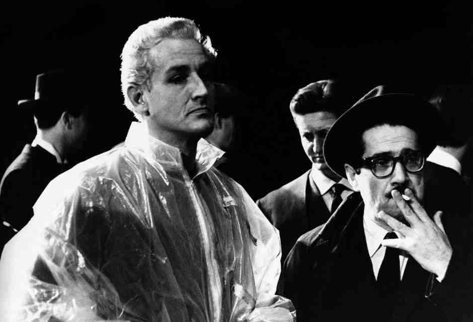 I film? Servono per uccidere la noia o rinviarla. Fatto questo, l’arte è superflua