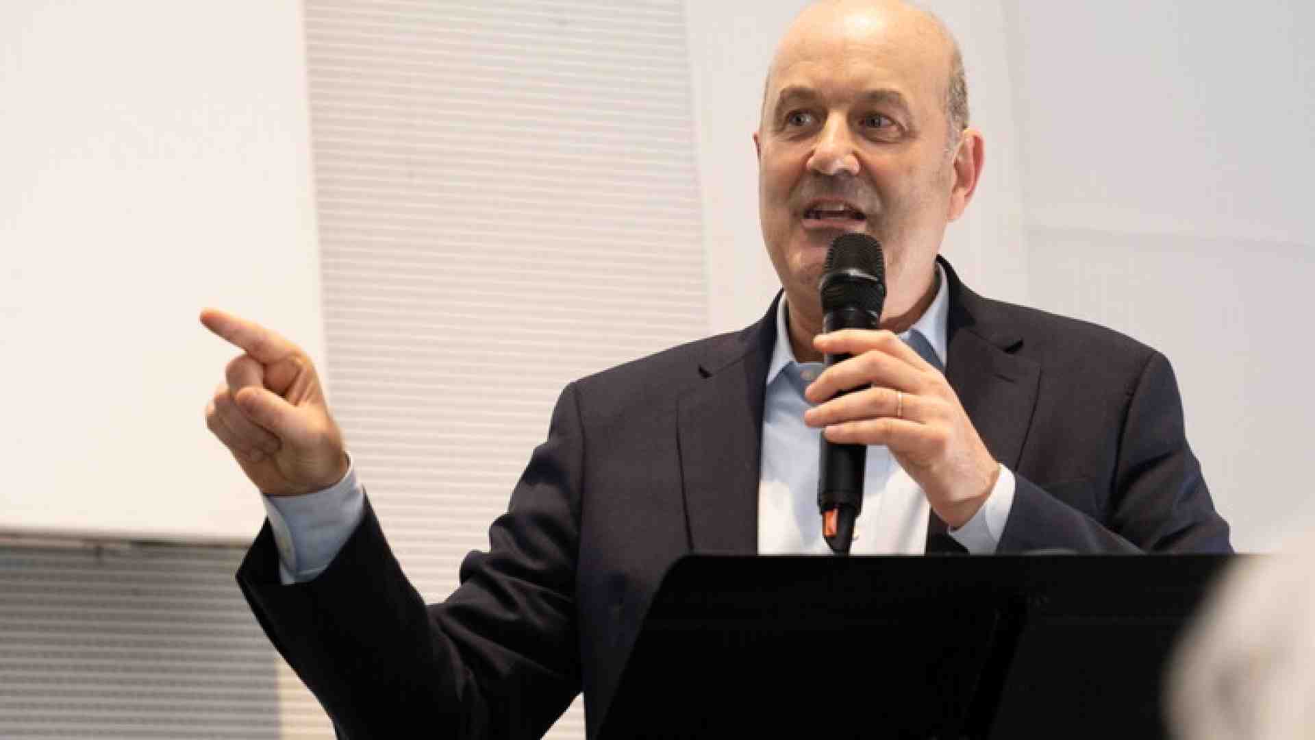 Il terminator di Milei. Parla il ministro Sturzenegger