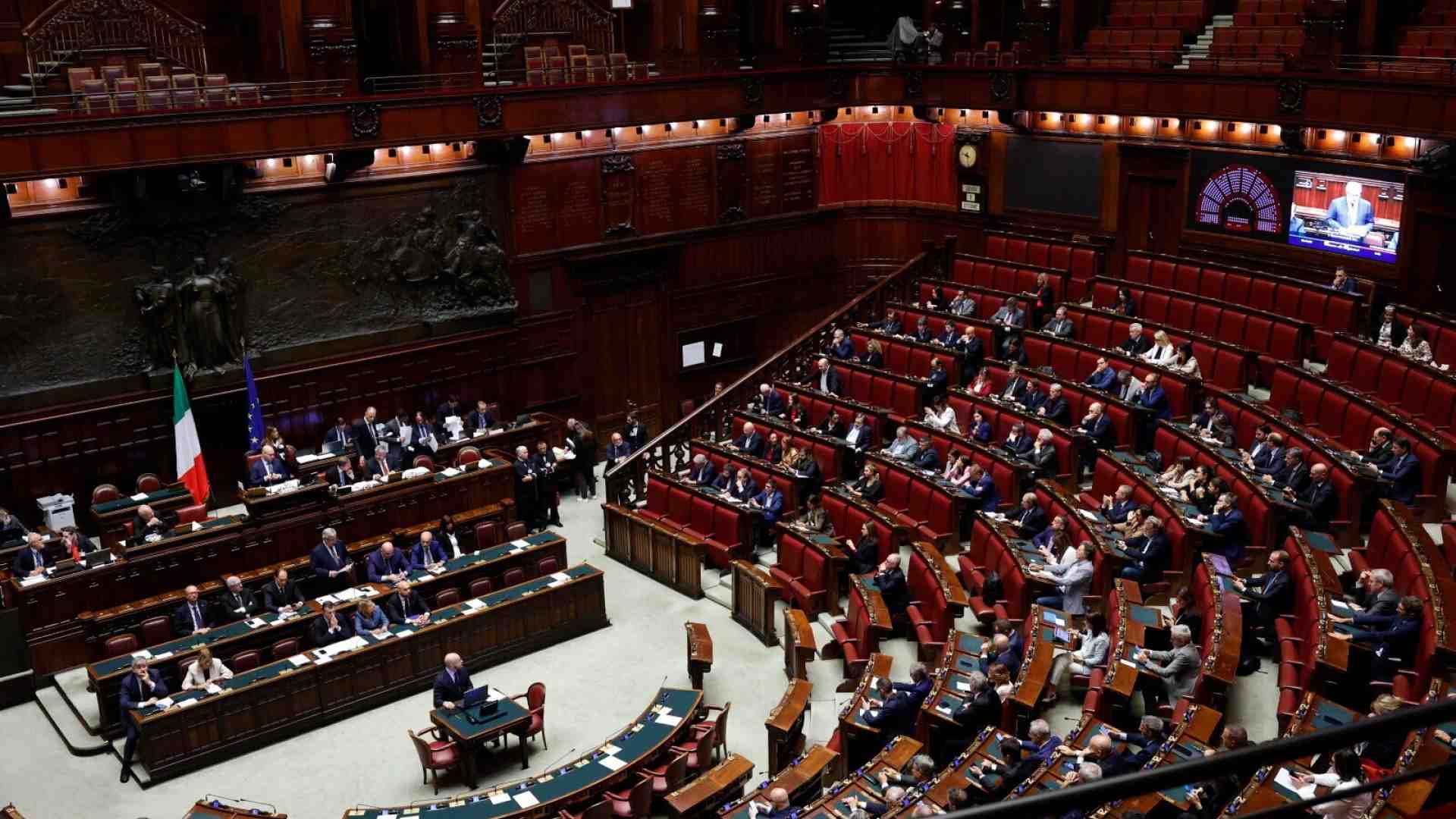 Gaza, approvate le risoluzioni di maggioranza e di Iv. Bocciata quella di Pd, M5s e Avs