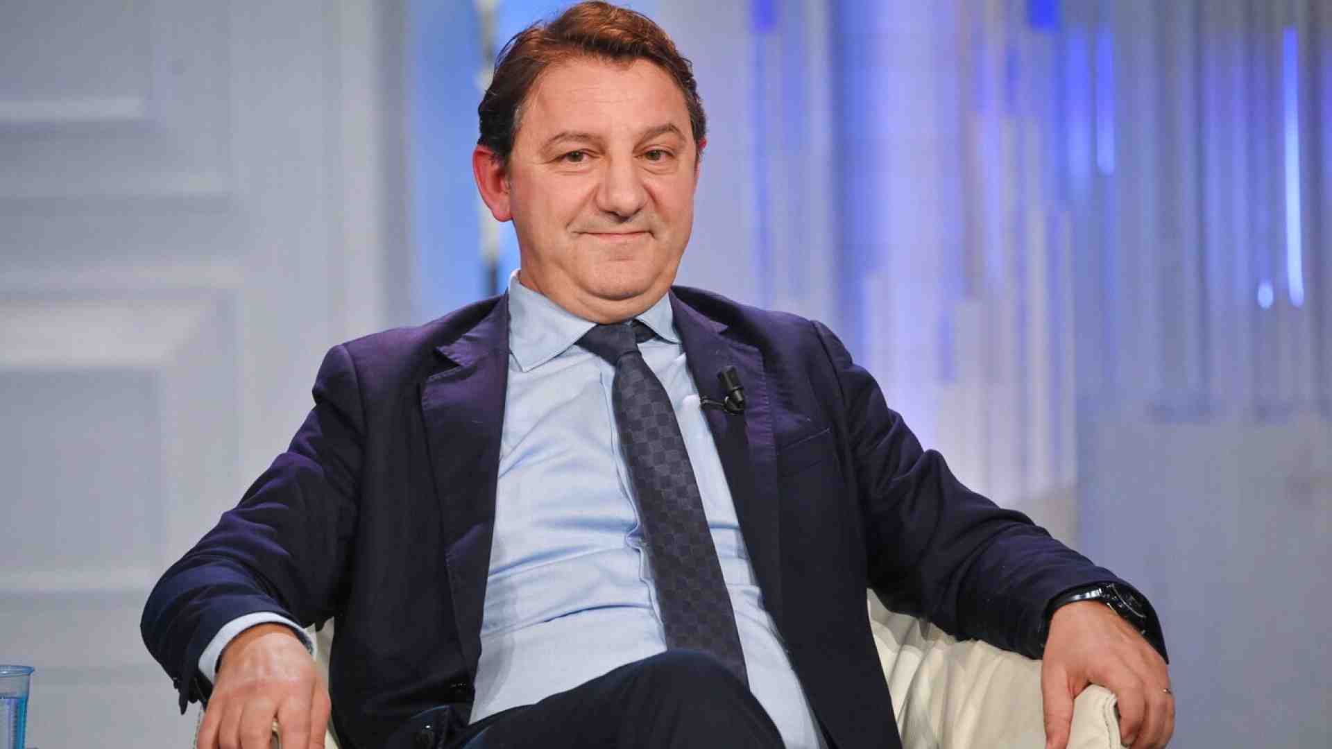 Qualunquemente Tridico, parabola di una Calabria che sembra un film di Antonio Albanese