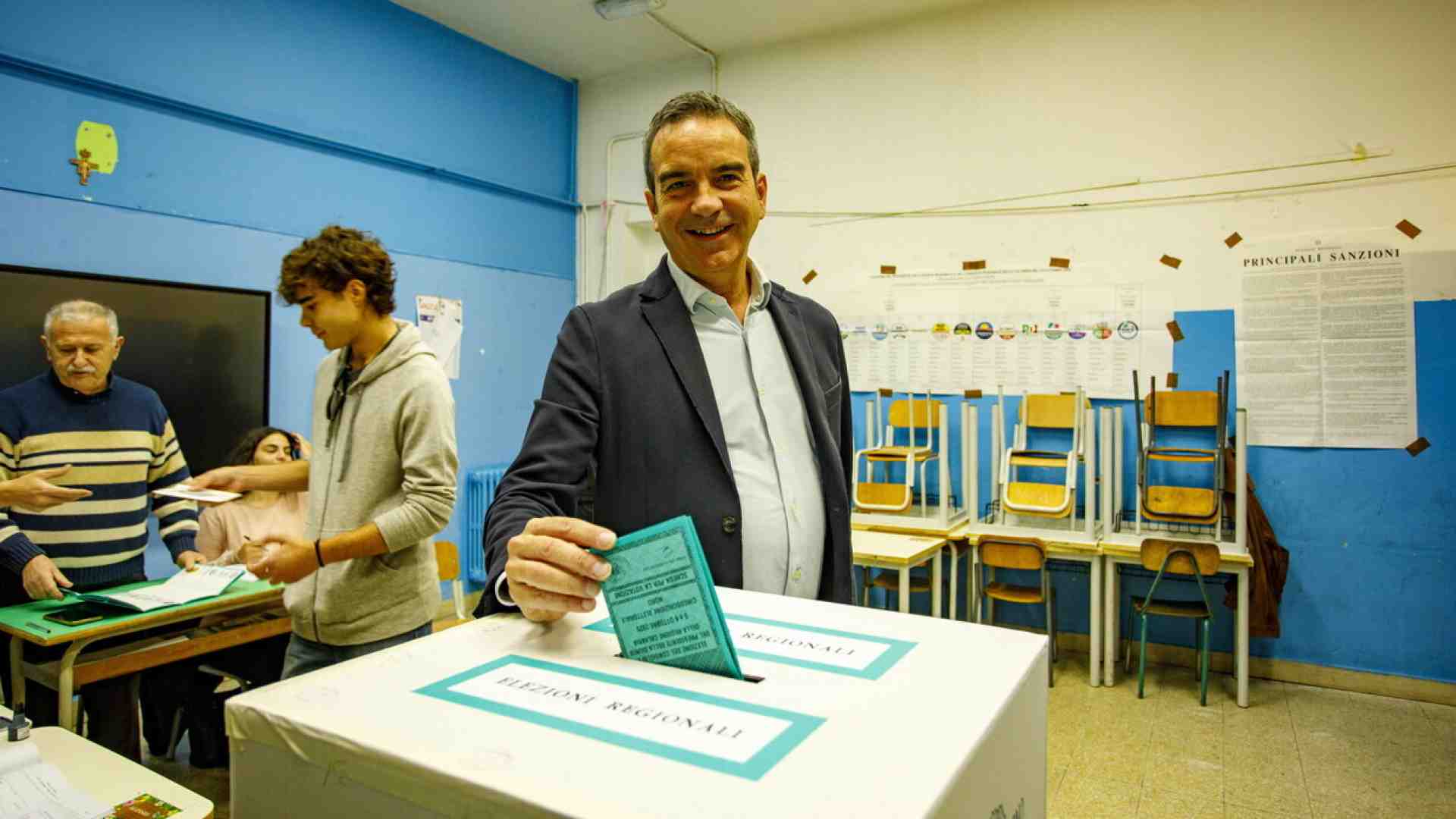 Non è vero che in Calabria c'è scarsa partecipazione al voto. Ecco perché il campo largo ha perso