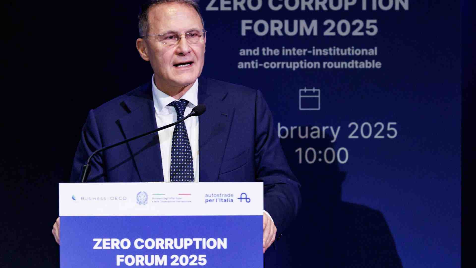 Cirielli verso la candidatura. La sua strategia? Perdere bene in Campania e reclamare un ruolo di primo piano a Roma