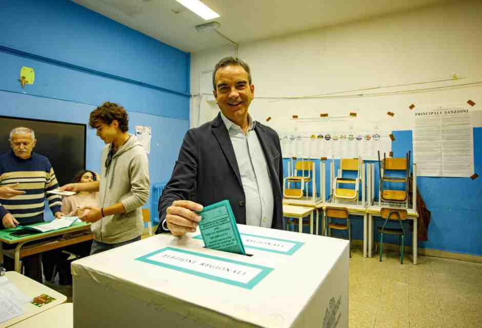 Non è vero che in Calabria c'è scarsa partecipazione al voto. Ecco perché il campo largo ha perso