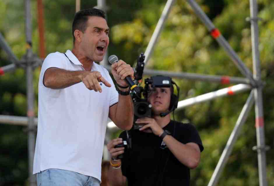 In Toscana Tomasi battibecca più con Vannacci che con Giani. Il generale punta al 10 per cento