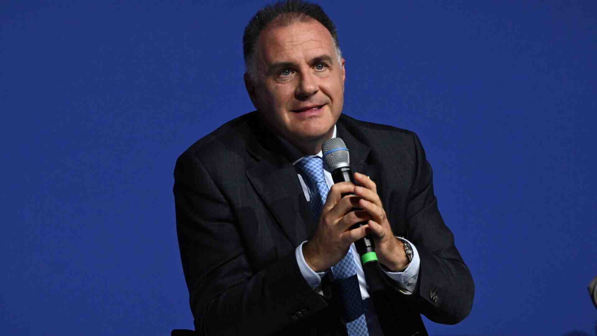 Il Pd stretto tra Landini e “compagno” confindustriale Orsini