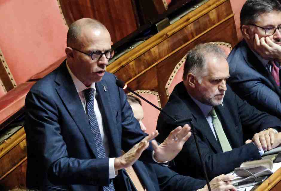 Max Romeo (Lega): "Mai la Lombardia a Meloni. Sia accomodante. Io mi ricordo quando La Russa sbraitava"