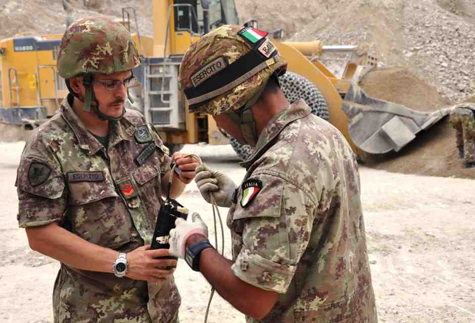 Carabinieri, sminatori e un posto nella governance: il ruolo dell'Italia nella Gaza del futuro