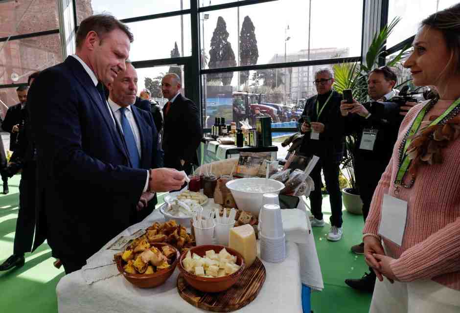 Lollobrigida: “Sul ‘meat sounding’ avevamo ragione noi. Ora la Ue ci segue”