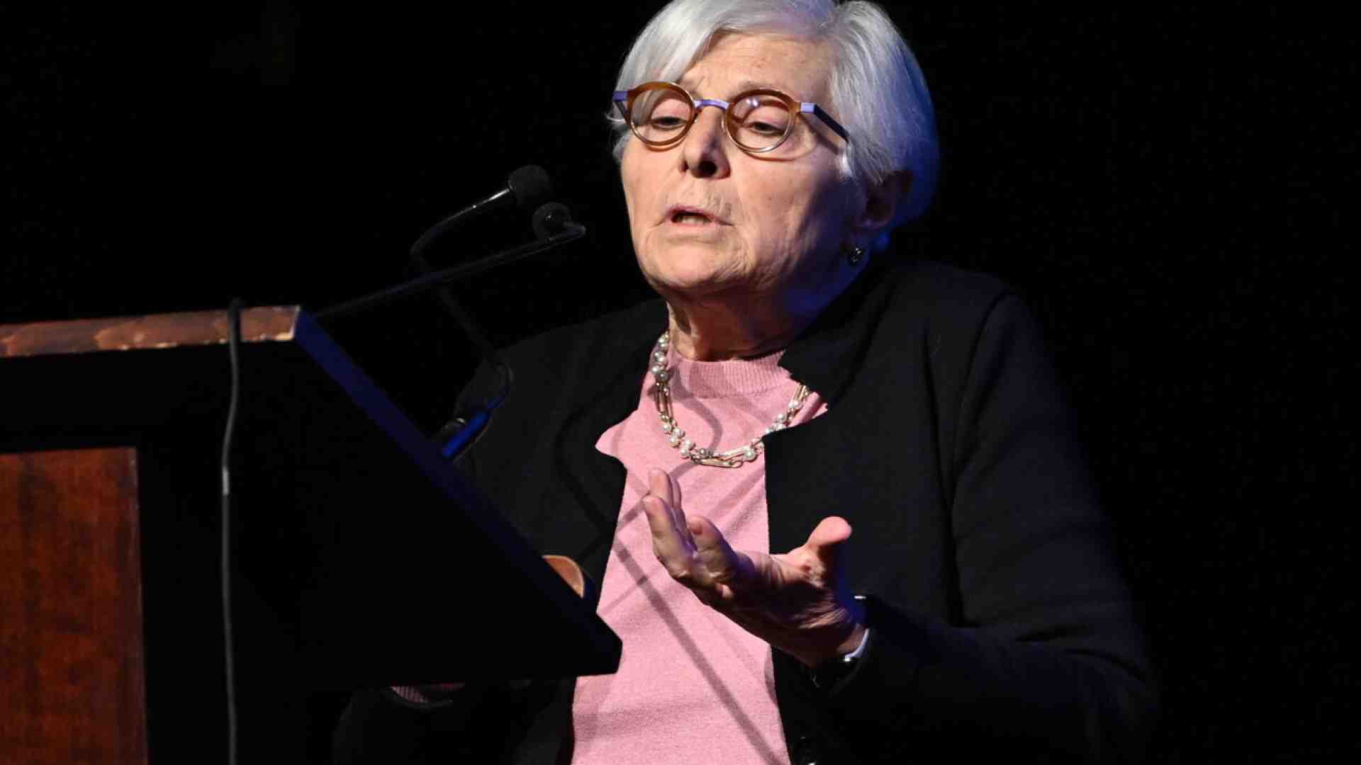 Il Pd esca dalla “subalternità” alla piazza, dice Claudia Mancina