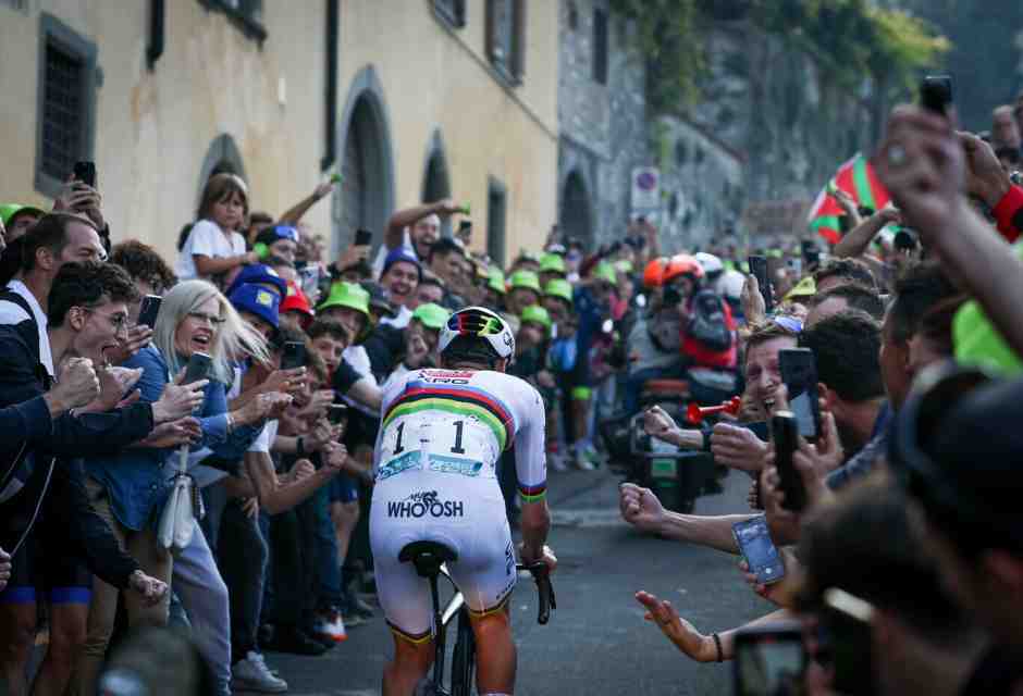 Sono rimaste Sanremo e Roubaix per poterci godere ancora Tadej Pogacar