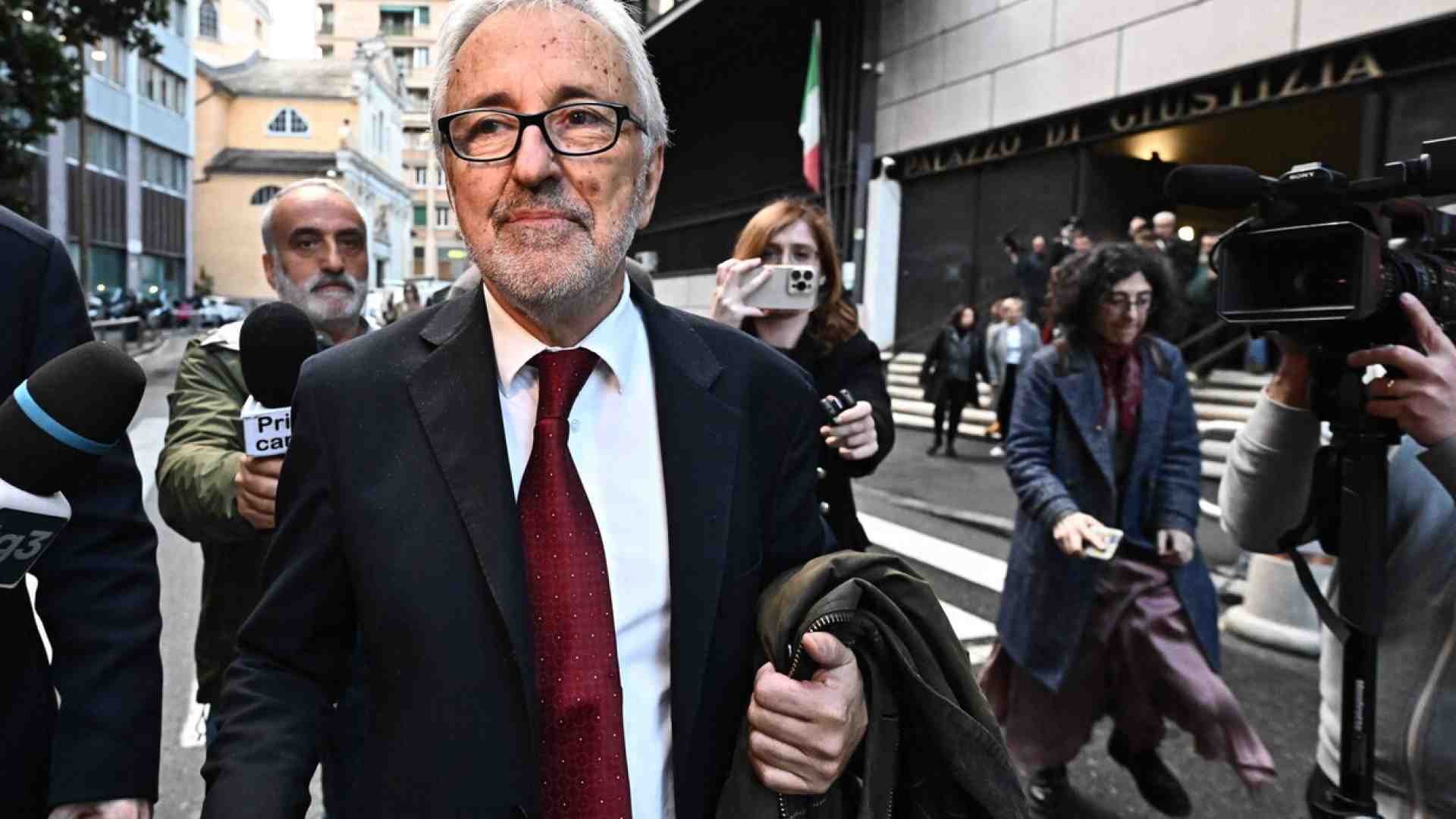 La giustizia spaventosa su Castellucci: i pm chiedono 18 anni e 6 mesi per l’ex ad