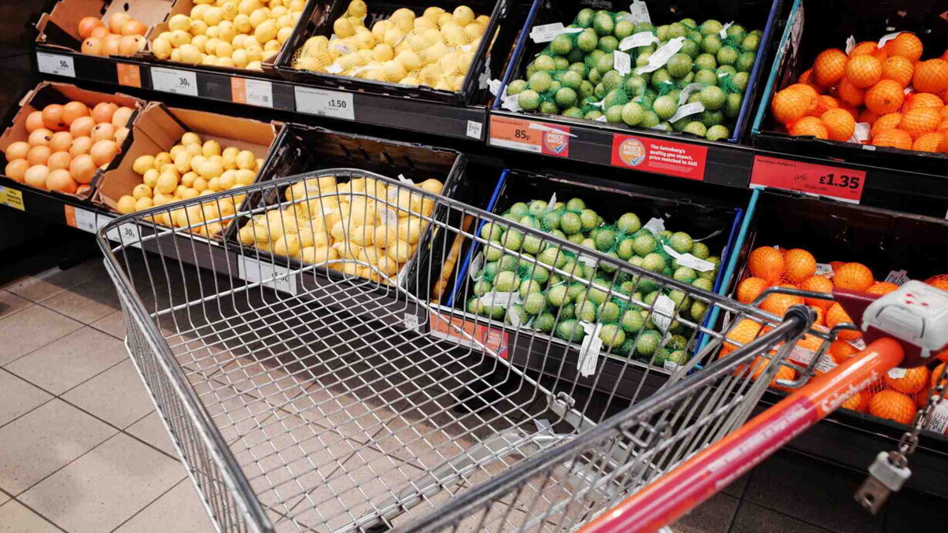 Anche nel 2024 in Italia ci sono 2,2 milioni di famiglie povere