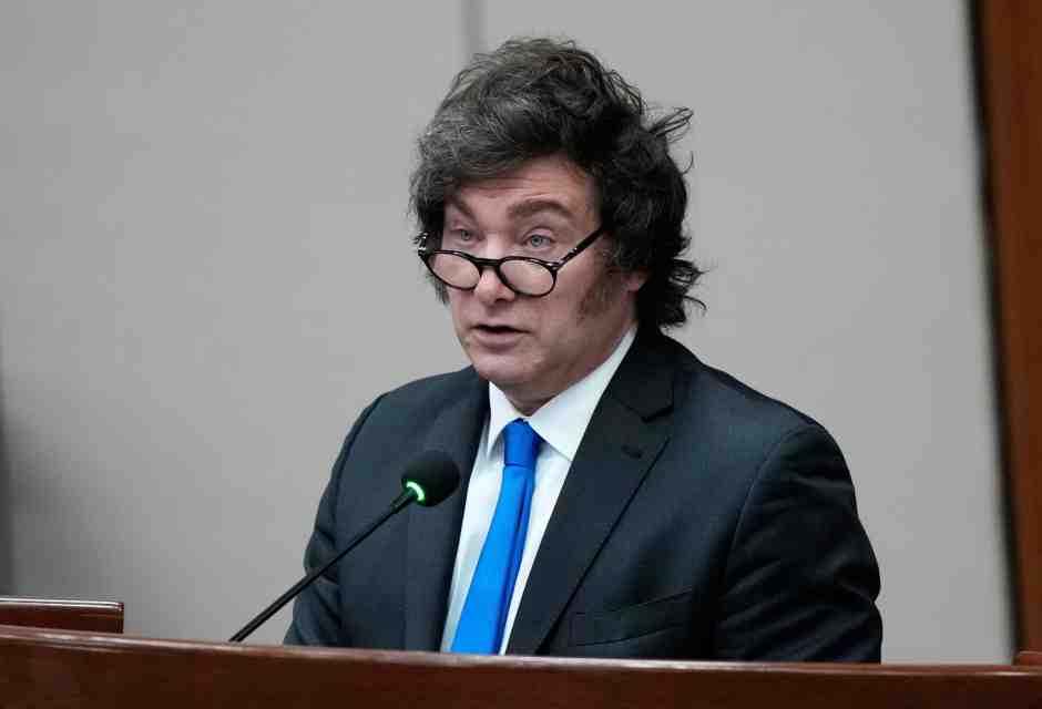 Milei e il soccorso Usa: un ponte verso le riforme o l’instabilità?