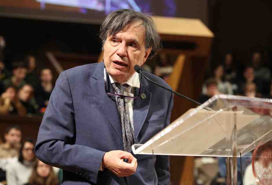 Un Parisi (non) vale l'altro. Il nuovo inciampo del ministero di Schillaci