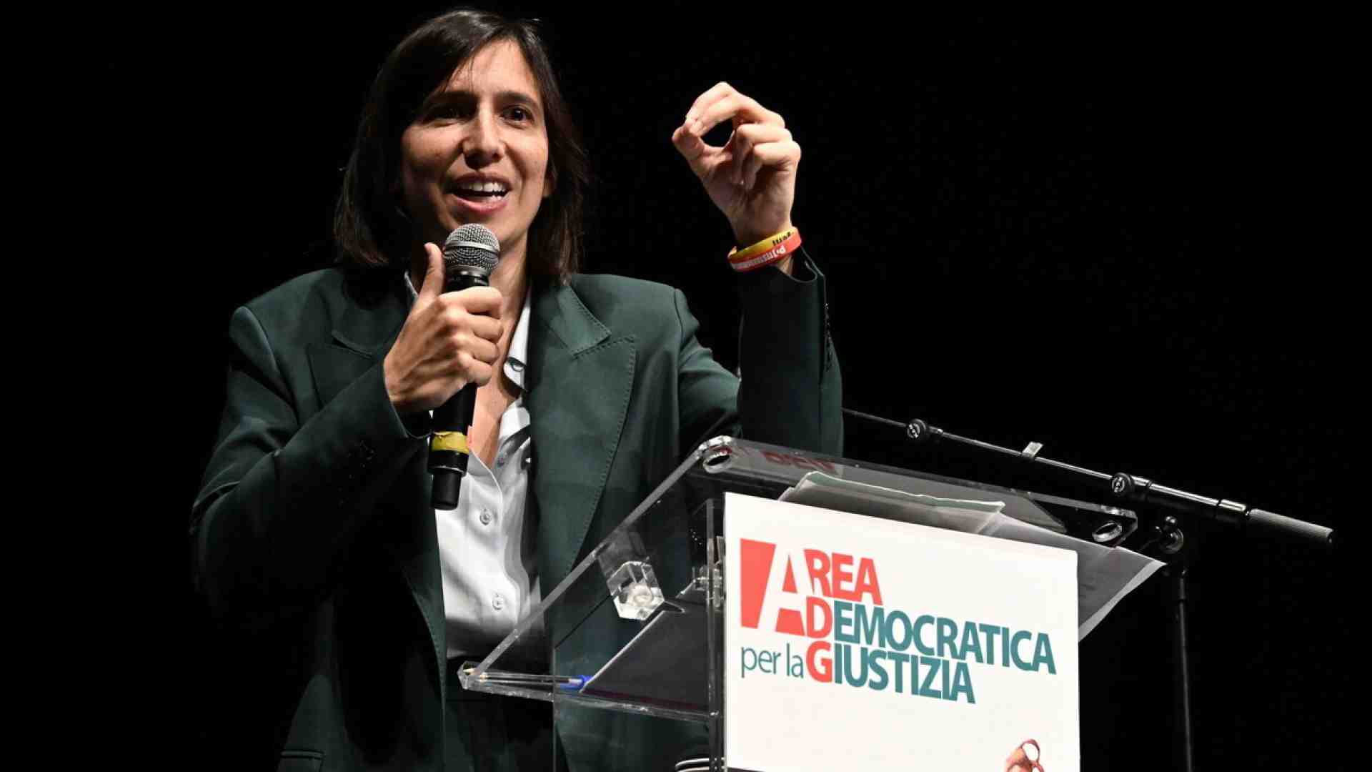 Calo del M5s, Renzi, aiuto di De Luca: cosa rassicura Schlein dopo la Toscana