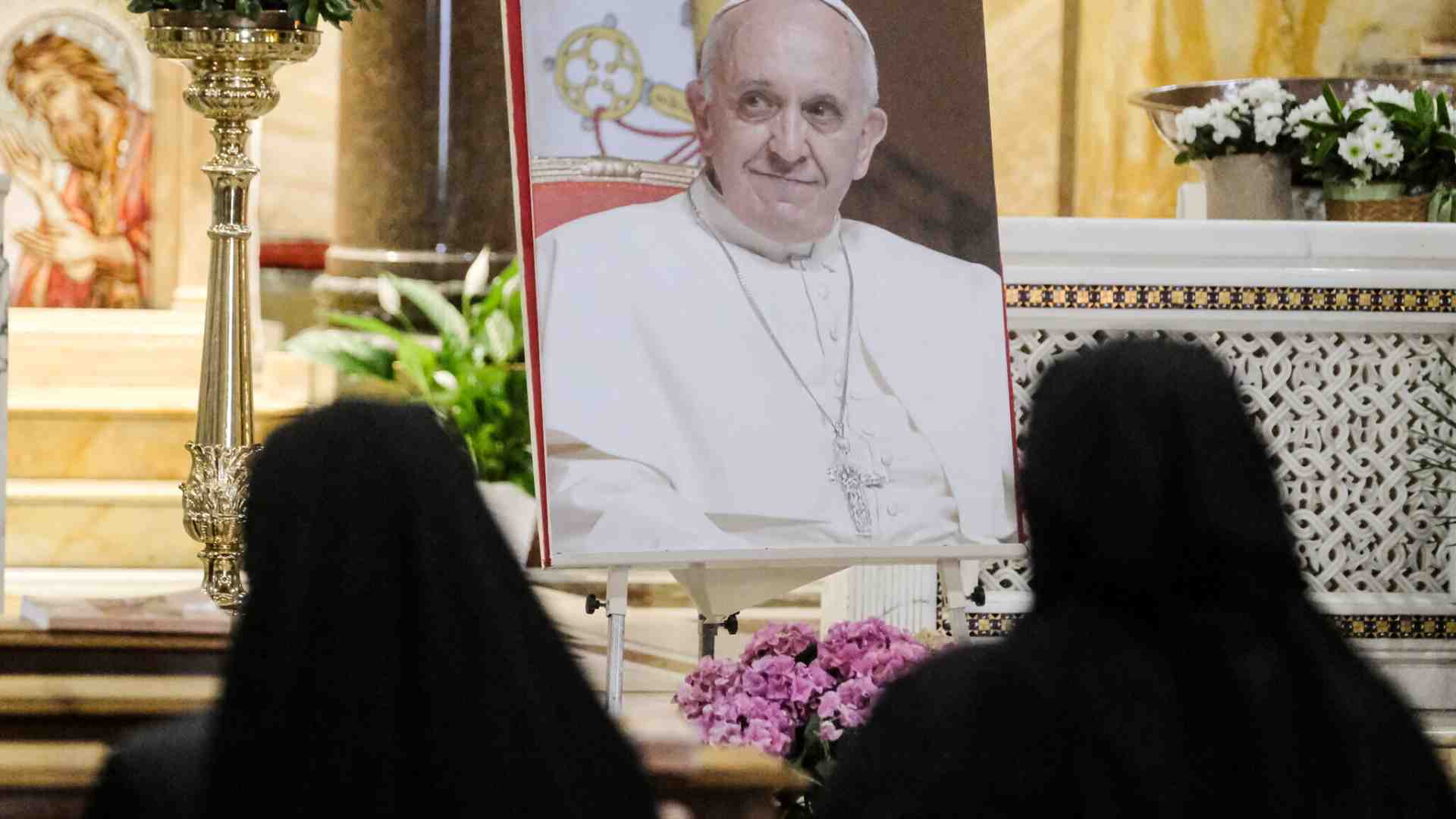 Urge la debergoglizzazione, soprattutto nelle preghiere